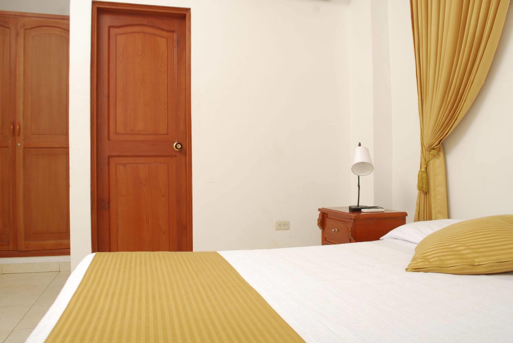 Hotel San Miguel Imperial 3*